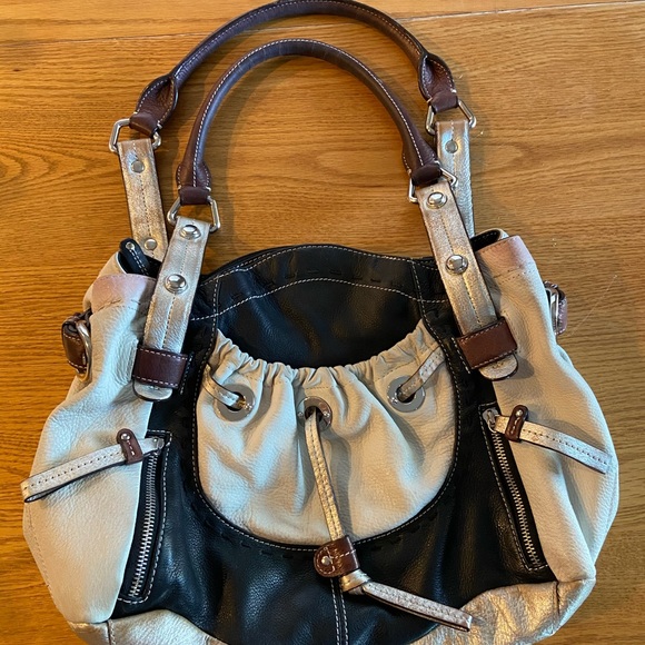 B. Makowsky Leather Hobo Bag Pewter Accents - Picture 4 of 12